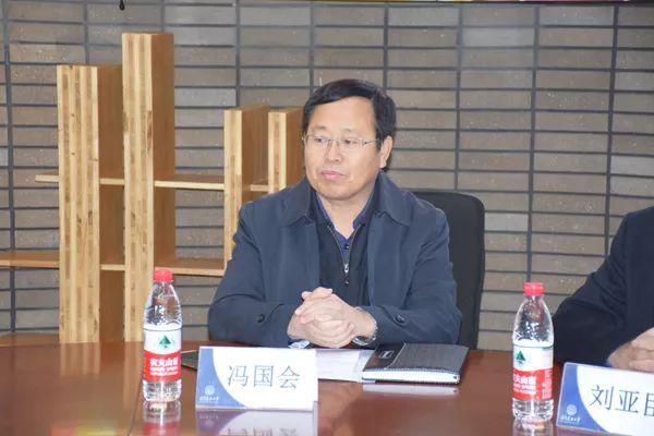 8支戰(zhàn)隊從這場5000人、750支隊伍的競賽中脫穎而出，總決賽倒計時?。╪支隊伍淘汰賽決出1234名）"