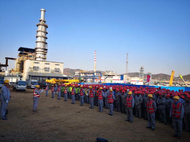 工程項(xiàng)目安全會(huì)議應(yīng)該怎么開？（工程項(xiàng)目安全會(huì)議應(yīng)該怎么開展）